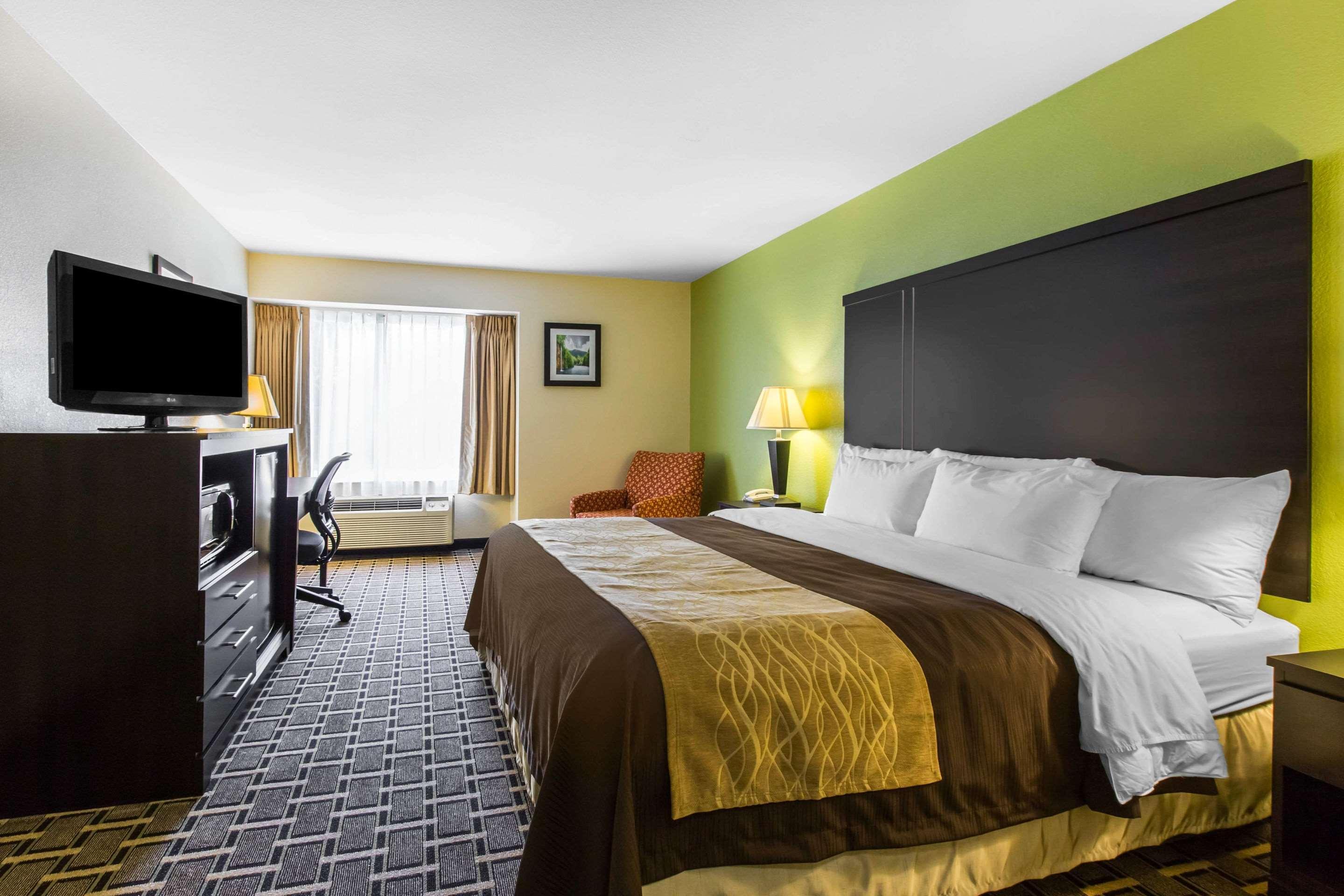 Quality Inn West Of Asheville Canton Bagian luar foto