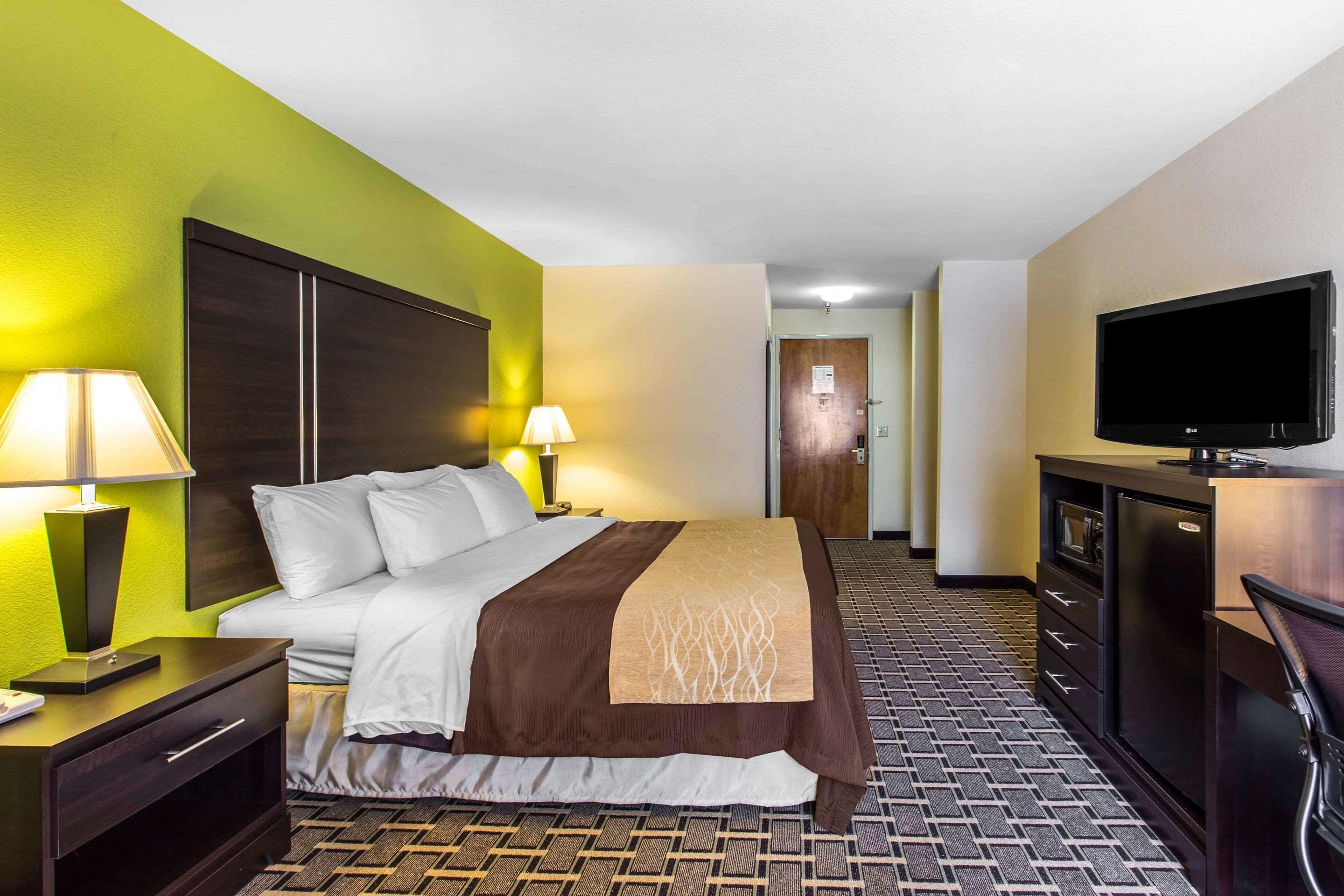 Quality Inn West Of Asheville Canton Bagian luar foto