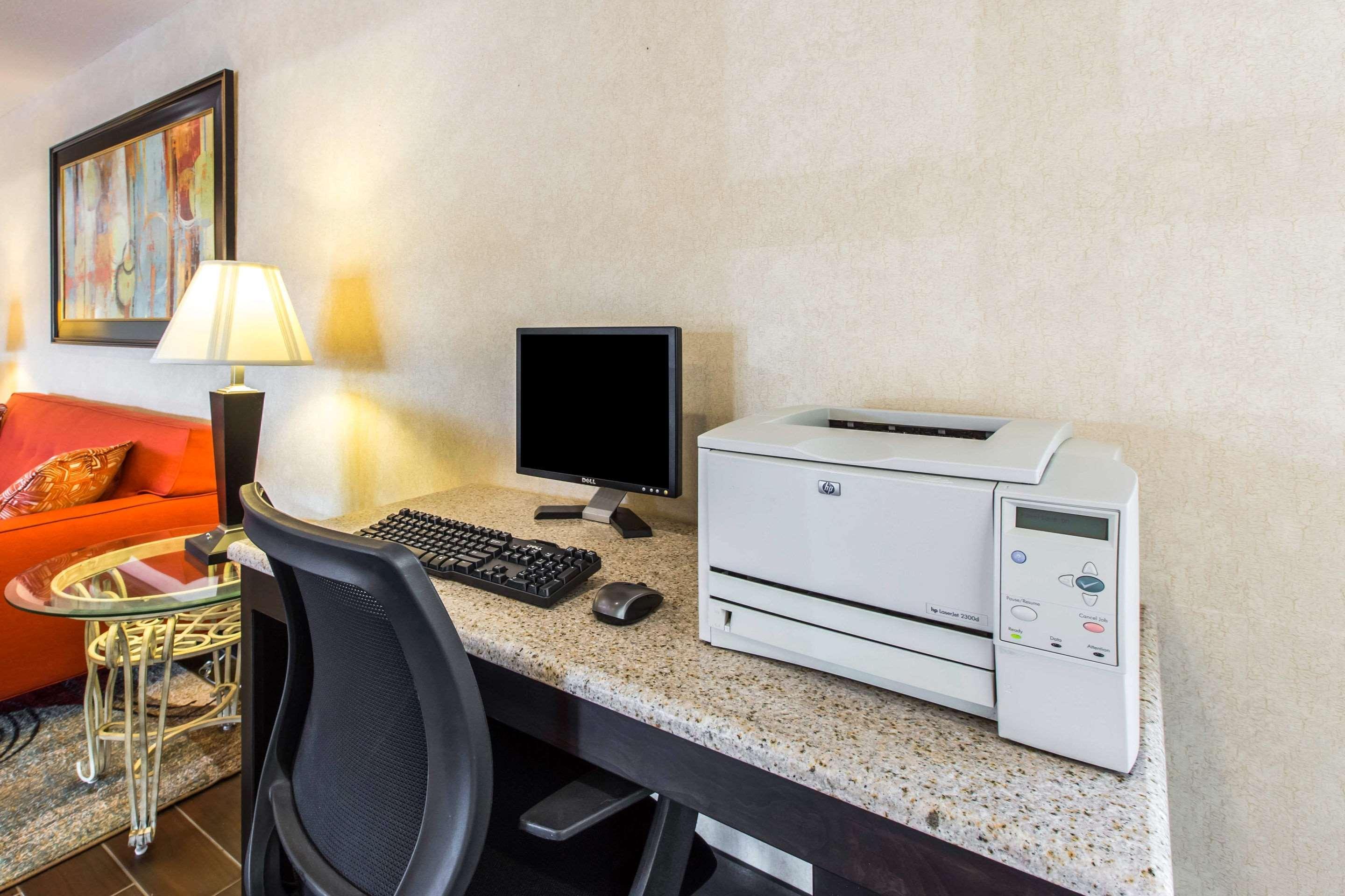 Quality Inn West Of Asheville Canton Bagian luar foto