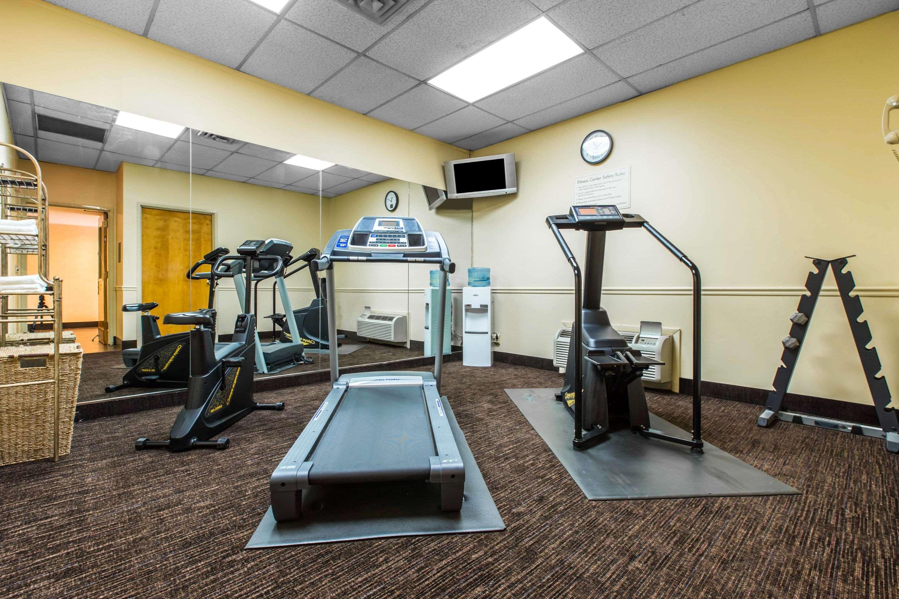 Quality Inn West Of Asheville Canton Bagian luar foto