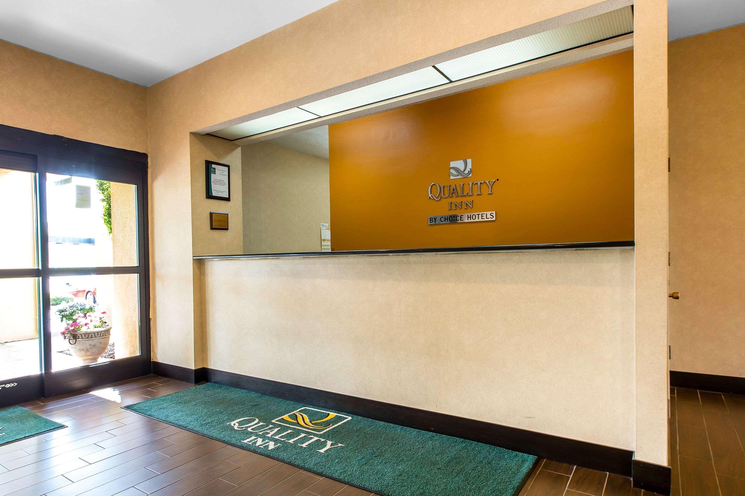 Quality Inn West Of Asheville Canton Bagian luar foto