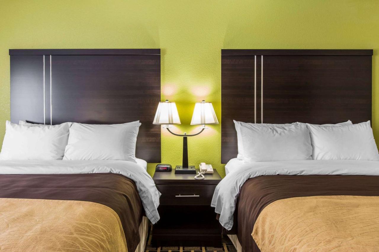 Quality Inn West Of Asheville Canton Bagian luar foto