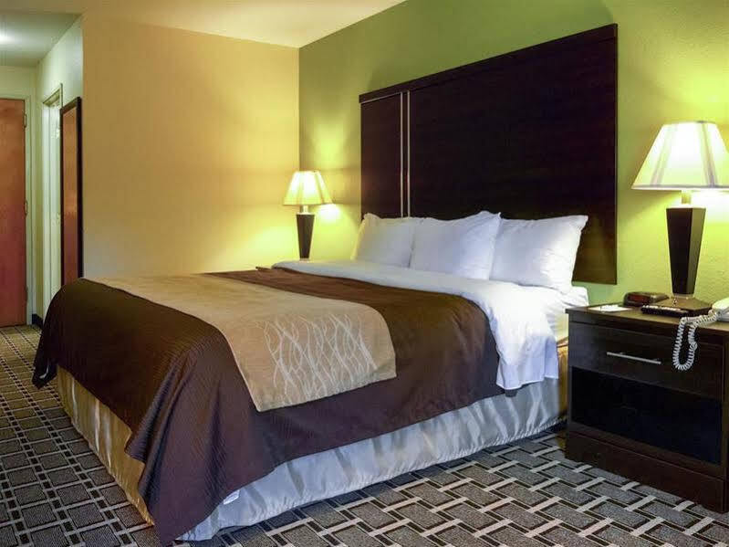 Quality Inn West Of Asheville Canton Bagian luar foto
